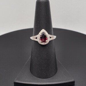 Red Garnet‎ & White Zircon Sterling Silver Ring Size 7